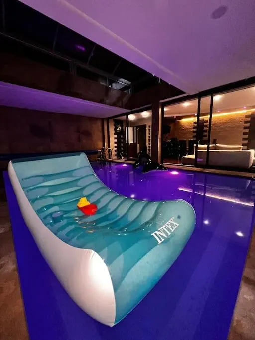 Nassali - Luxurious Beachfront Villa With Private Pool Casablanca 0*,